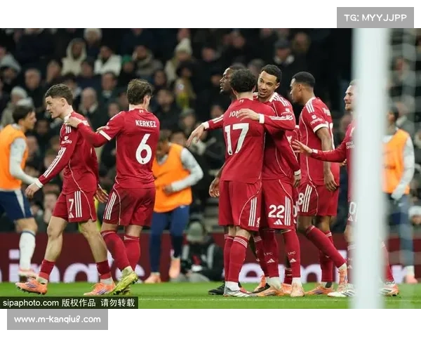 富勒姆2-2战平利物浦，里德远射绝平惊艳全场